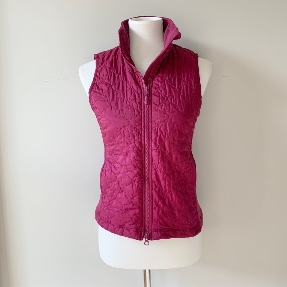 L.L. Bean Sleeveless Zip Up Quilted Vest Wine Cranberry Size X-Small